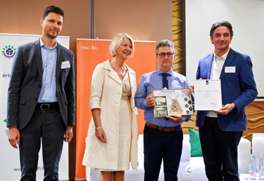 Café Plusz Kft. átveszi a Tulipán díjat